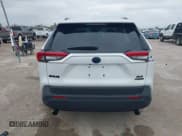 ✅ 2024 Toyota RAV4 Hybrid XLE Premium • VIN: 4T3B6RFV4RU168893 • Lot: 43762178. Listed on IAAI with 15,154 mi. Free auction sales archive from the USA and detailed vehicle history report at DreamBid. Image 17.