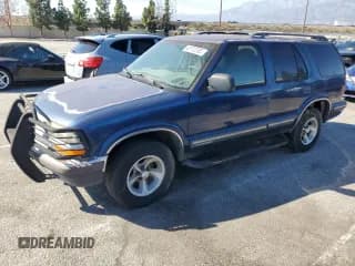 ✅ 1999 Chevrolet Blazer Trailblazer • VIN: 1GNCS13W0X2177134 • Lot: 45775795. Wystawiony na Copart z przebiegiem 44 795 mil. Bezpłatny archiwum sprzedaży aukcyjnych z USA i szczegółowy raport historii pojazdu na DreamBid. Zdjęcie 1.