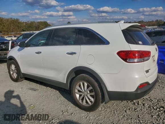 ✅ 2016 Kia Sorento LX • VIN: 5XYPG4A37GG052529 • Лот: 94142385. Опубликован ранее на Copart с пробегом 178 200 миль. Бесплатный доступ к архиву аукционных продаж из США и подробный отчёт об истории автомобиля на DreamBid. Изображение 2.