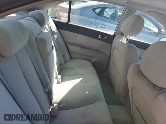 ✅ 2007 Hyundai Sonata GLS • VIN: 5NPET46C67H201663 • Лот: 91035285. Опубликован ранее на Copart с пробегом 92 055 миль. Бесплатный доступ к архиву аукционных продаж из США и подробный отчёт об истории автомобиля на DreamBid. Изображение 10.