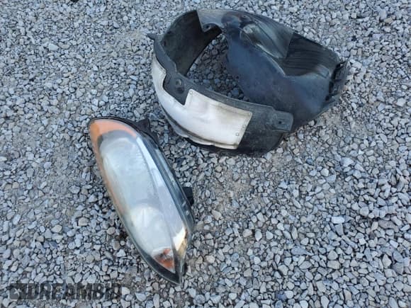 ✅ 2015 Kia Rio LX • VIN: KNADM5A34F6491008 • Lot: 85506825. Listed on Copart with 113,915 mi. Free auction sales archive from the USA and detailed vehicle history report at DreamBid. Image 12.