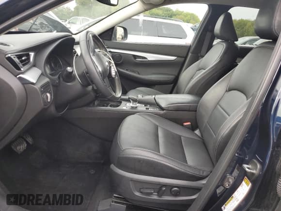 ✅ 2019 Infiniti QX50 Essential • VIN: 3PCAJ5M3XKF143514 • Лот: 83955625. Опубликован ранее на Copart с пробегом 158 759 миль. Бесплатный доступ к архиву аукционных продаж из США и подробный отчёт об истории автомобиля на DreamBid. Изображение 7.