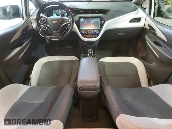 ✅ 2018 Chevrolet Bolt EV LT • VIN: 1G1FW6S05J4109503 • Lot: 89172535. Wystawiony na Copart z przebiegiem 113 771 mil. Bezpłatny archiwum sprzedaży aukcyjnych z USA i szczegółowy raport historii pojazdu na DreamBid. Zdjęcie 8.