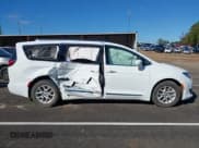 ✅ 2020 Chrysler Pacifica Touring L • VIN: 2C4RC1BG7LR280153 • Лот: 43568186. Опубликован ранее на IAAI с пробегом Не указан. Бесплатный доступ к архиву аукционных продаж из США и подробный отчёт об истории автомобиля на DreamBid. Изображение 13.