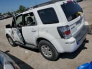 ✅ 2008 Mercury Mariner • VIN: 4M2CU81158KJ13802 • Lot: 57981485. Wystawiony na Copart z przebiegiem 109 225 mil. Bezpłatny archiwum sprzedaży aukcyjnych z USA i szczegółowy raport historii pojazdu na DreamBid. Zdjęcie 2.