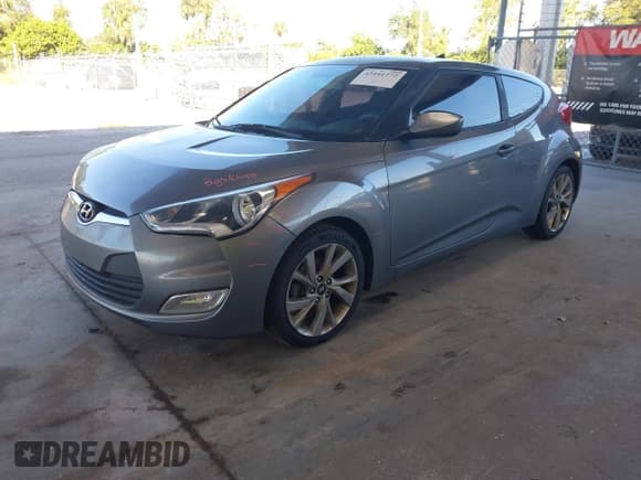 ✅ 2017 Hyundai Veloster Value Edition • VIN: KMHTC6AD4HU309804 • Lot: 43441272. Wystawiony na IAAI z przebiegiem 99 124 mil. Bezpłatny archiwum sprzedaży aukcyjnych z USA i szczegółowy raport historii pojazdu na DreamBid. Zdjęcie 2.