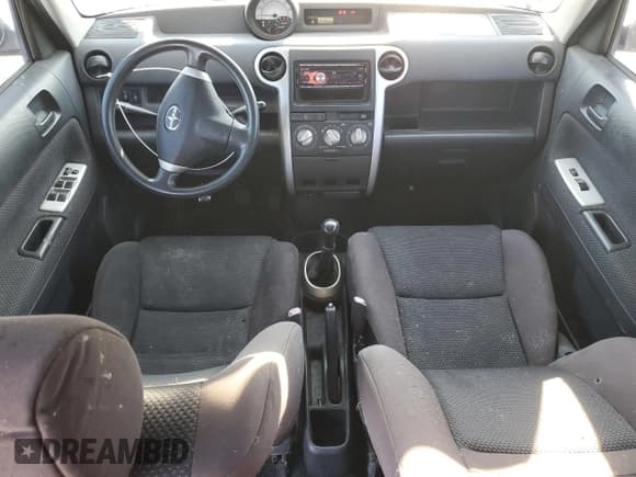 ✅ 2004 Scion xB • VIN: JTLKT334440135511 • Лот: 80366905. Опубликован ранее на Copart с пробегом 175 599 миль. Бесплатный доступ к архиву аукционных продаж из США и подробный отчёт об истории автомобиля на DreamBid. Изображение 8.
