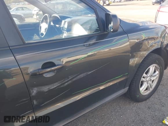 ✅ 2010 Hyundai Santa Fe GLS • VIN: 5NMSGDAB1AH349407 • Lot: 43494307. Listed on IAAI with 142,870 mi. Free auction sales archive from the USA and detailed vehicle history report at DreamBid. Image 6.