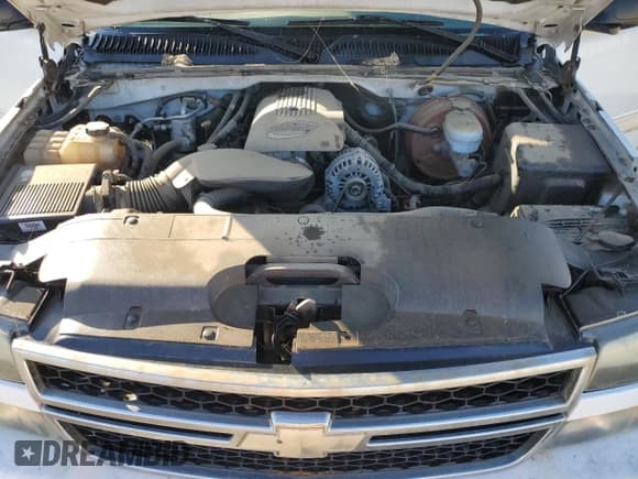 ✅ 2006 Chevrolet Silverado 1500 LT1 • VIN: 2GCEC13T761219091 • Лот: 77669054. Опубликован ранее на Copart с пробегом 298 992 миль. Бесплатный доступ к архиву аукционных продаж из США и подробный отчёт об истории автомобиля на DreamBid. Изображение 11.