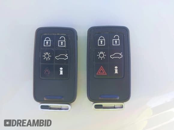 ✅ 2012 Volvo XC60 PZEV • VIN: YV4940DZXC2253143 • Lot: 42713932. Wystawiony na IAAI z przebiegiem 132 901 mil. Bezpłatny archiwum sprzedaży aukcyjnych z USA i szczegółowy raport historii pojazdu na DreamBid. Zdjęcie 11.