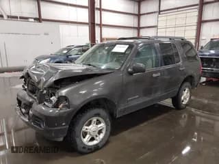 ✅ 2005 Ford Explorer XLT • VIN: 1FMZU73E15ZA36600 • Lot: 43363361. Wystawiony na IAAI z przebiegiem Nie podano. Bezpłatny archiwum sprzedaży aukcyjnych z USA i szczegółowy raport historii pojazdu na DreamBid. Zdjęcie 2.