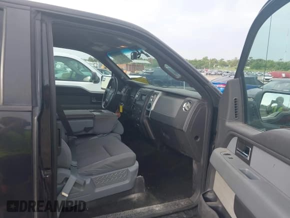 ✅ 2013 Ford F-150 XL • VIN: 1FTEX1CM1DFA35378 • Lot: 42504522. Listed on IAAI with 204,858 mi. Free auction sales archive from the USA and detailed vehicle history report at DreamBid. Image 5.