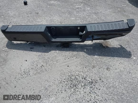 ✅ 2019 Ford F-150 XL • VIN: 1FTEW1CP8KFC02796 • Lot: 42390903. Listed on IAAI with 84,279 mi. Free auction sales archive from the USA and detailed vehicle history report at DreamBid. Image 12.