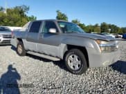 ✅ 2002 Chevrolet Avalanche • VIN: 3GNEC13T02G272076 • Lot: 81549515. Listed on Copart with 224,474 mi. Free auction sales archive from the USA and detailed vehicle history report at DreamBid. Image 4.