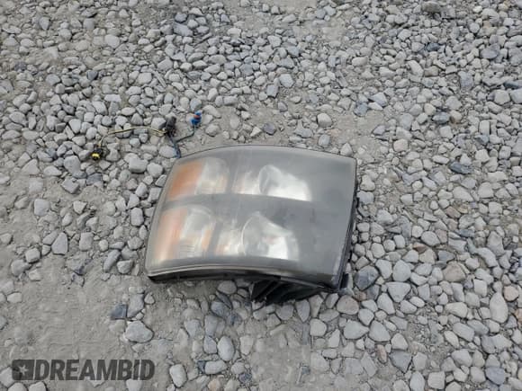 ✅ 2008 Chevrolet Silverado 2500HD Work Truck • VIN: 1GCHK29K98E154346 • Lot: 93400395. Wystawiony na Copart z przebiegiem 281 343 mil. Bezpłatny archiwum sprzedaży aukcyjnych z USA i szczegółowy raport historii pojazdu na DreamBid. Zdjęcie 12.