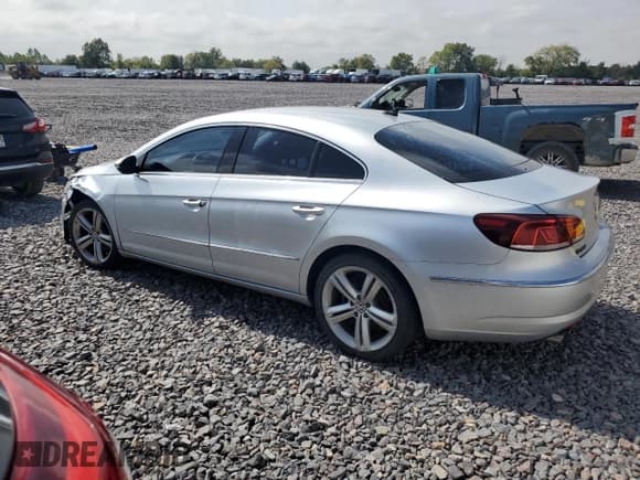 ✅ 2013 Volkswagen CC R-Line • VIN: WVWBN7AN1DE503056 • Lot: 82030315. Listed on Copart with 107,574 mi. Free auction sales archive from the USA and detailed vehicle history report at DreamBid. Image 2.
