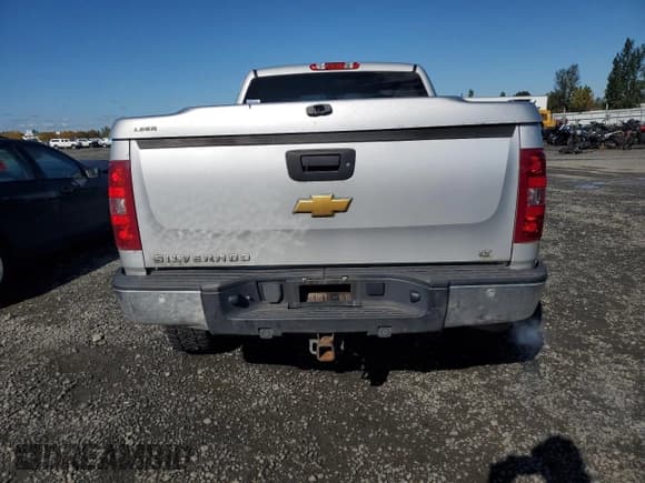 ✅ 2013 Chevrolet Silverado 1500 LT • VIN: 1GCRKSE75DZ305921 • Lot: 85949605. Listed on Copart with 204,562 mi. Free auction sales archive from the USA and detailed vehicle history report at DreamBid. Image 6.