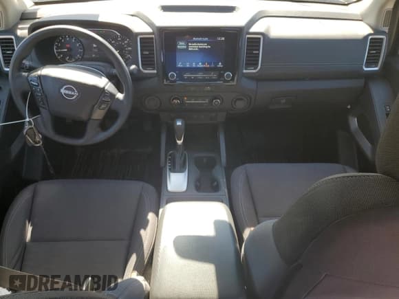 ✅ 2022 Nissan Frontier SV • VIN: 1N6ED1EJ2NN678550 • Lot: 91134585. Wystawiony na Copart z przebiegiem 53 877 mil. Bezpłatny archiwum sprzedaży aukcyjnych z USA i szczegółowy raport historii pojazdu na DreamBid. Zdjęcie 8.