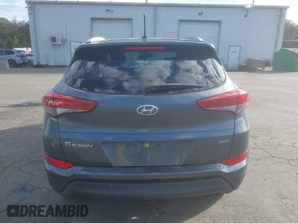 2016 Hyundai Tucson SE with VIN KM8J3CA48GU053428, listed as a IAAI auction lot 43407227 with 121,790 mi miles and . Bid and sale history available at DreamBid. Image 16.