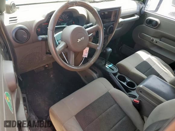 ✅ 2008 Jeep Wrangler Unlimited X • VIN: 1J4GA39128L537191 • Lot: 56844345. Listed on Copart with 305,764 mi. Free auction sales archive from the USA and detailed vehicle history report at DreamBid. Image 8.