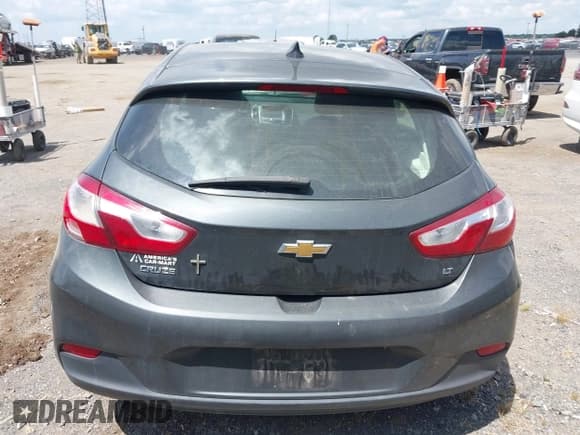 ✅ 2018 Chevrolet Cruze LT • VIN: 3G1BE6SM1JS654442 • Lot: 42827187. Listed on IAAI with 108,411 mi. Free auction sales archive from the USA and detailed vehicle history report at DreamBid. Image 16.