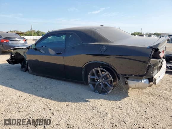 ✅ 2023 Dodge Challenger SXT • VIN: 2C3CDZAG8PH670276 • Lot: 82333975. Wystawiony na Copart z przebiegiem 20 887 mil. Bezpłatny archiwum sprzedaży aukcyjnych z USA i szczegółowy raport historii pojazdu na DreamBid. Zdjęcie 2.