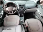 ✅ 2017 Hyundai Accent SE • VIN: KMHCT4AE0HU372900 • Lot: 91310035. Wystawiony na Copart z przebiegiem 82 256 mil. Bezpłatny archiwum sprzedaży aukcyjnych z USA i szczegółowy raport historii pojazdu na DreamBid. Zdjęcie 8.