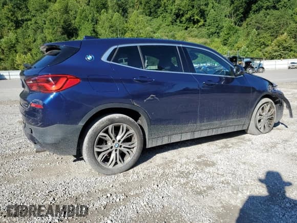 ✅ 2020 BMW X2 xDrive28i • VIN: WBXYJ1C01L5P43827 • Лот: 69745155. Опубликован ранее на Copart с пробегом 92 030 миль. Бесплатный доступ к архиву аукционных продаж из США и подробный отчёт об истории автомобиля на DreamBid. Изображение 3.