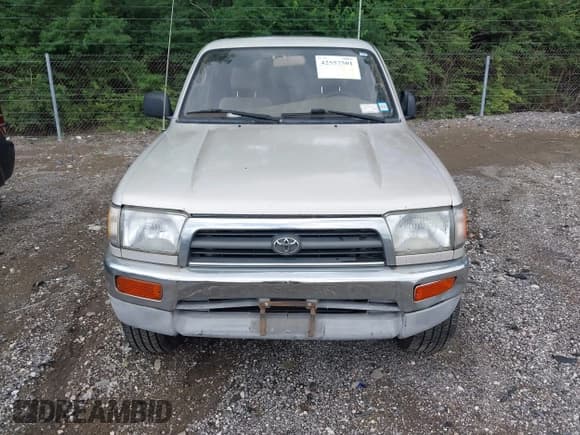 ✅ 1997 Toyota 4Runner SR5 • VIN: JT3HN86R1V0117123 • Lot: 42557501. Listed on IAAI with 259,284 mi. Free auction sales archive from the USA and detailed vehicle history report at DreamBid. Image 6.