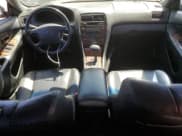 ✅ 2000 Lexus ES 300 • VIN: JT8BF28G9Y5103905 • Lot: 68906764. Wystawiony na Copart z przebiegiem 124 346 mil. Bezpłatny archiwum sprzedaży aukcyjnych z USA i szczegółowy raport historii pojazdu na DreamBid. Zdjęcie 8.