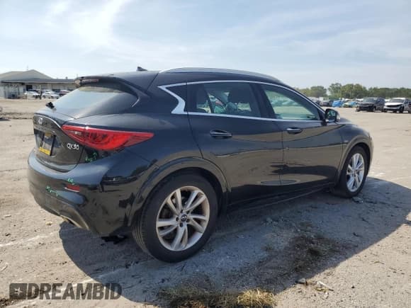 ✅ 2017 Infiniti QX30 Premium • VIN: SJKCH5CP8HA017899 • Lot: 70829475. Listed on Copart with 126,248 mi. Free auction sales archive from the USA and detailed vehicle history report at DreamBid. Image 3.