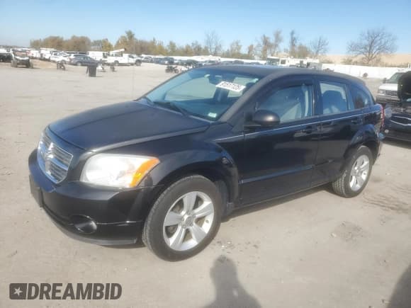 ✅ 2011 Dodge Caliber Mainstreet • VIN: 1B3CB3HA2BD116772 • Лот: 91517125. Опубликован ранее на Copart с пробегом 127 232 миль. Бесплатный доступ к архиву аукционных продаж из США и подробный отчёт об истории автомобиля на DreamBid. Изображение 1.