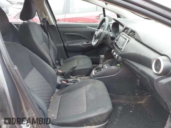 ✅ 2021 Nissan Versa S • VIN: 3N1CN8BV1ML818578 • Lot: 41530509. Listed on IAAI with 92,451 mi. Free auction sales archive from the USA and detailed vehicle history report at DreamBid. Image 5.