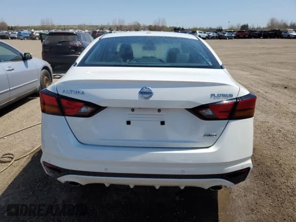 ✅ 2022 Nissan Altima Platinum • VIN: 1N4BL4FW6NN393070 • Lot: 56563285. Listed on Copart with 29,722 mi. Free auction sales archive from the USA and detailed vehicle history report at DreamBid. Image 6.