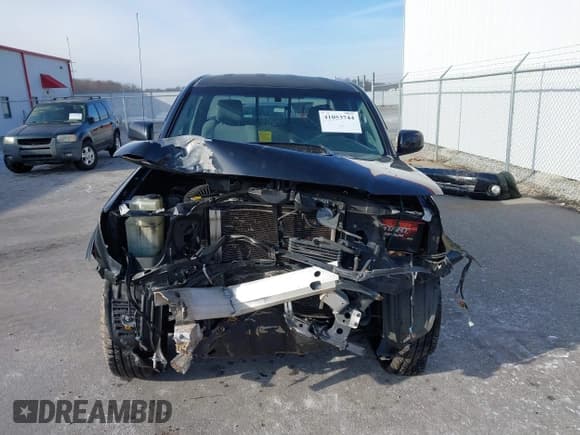 ✅ 2007 Toyota Tacoma PreRunner • VIN: 5TETU62N37Z385416 • Lot: 41053744. Listed on IAAI with 169,614 mi. Free auction sales archive from the USA and detailed vehicle history report at DreamBid. Image 13.