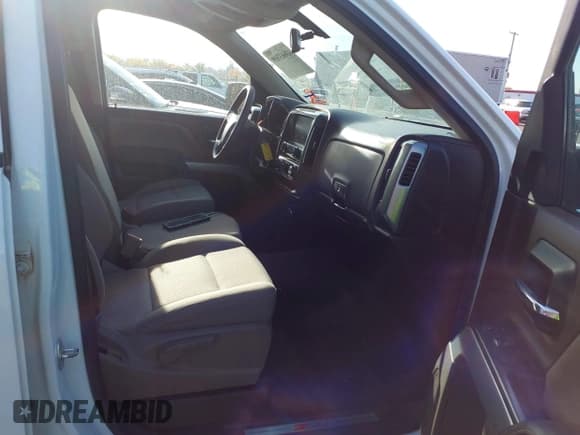 ✅ 2017 Chevrolet Silverado 1500 LT • VIN: 3GCUKREC1HG107987 • Лот: 43663369. Опубликован ранее на IAAI с пробегом 110 462 миль. Бесплатный доступ к архиву аукционных продаж из США и подробный отчёт об истории автомобиля на DreamBid. Изображение 5.