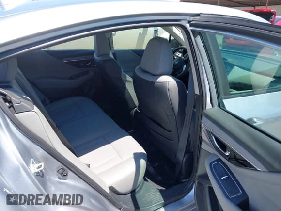 ✅ 2025 Subaru Legacy Limited • VIN: 4S3BWAN66S3003173 • Лот: 42923058. Опубликован ранее на IAAI с пробегом 2 784 миль. Бесплатный доступ к архиву аукционных продаж из США и подробный отчёт об истории автомобиля на DreamBid. Изображение 8.