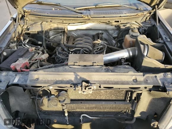 ✅ 2012 Ford F-150 XL • VIN: 1FTFW1EF2CKD37872 • Lot: 92015135. Wystawiony na Copart z przebiegiem 192 506 mil. Bezpłatny archiwum sprzedaży aukcyjnych z USA i szczegółowy raport historii pojazdu na DreamBid. Zdjęcie 11.