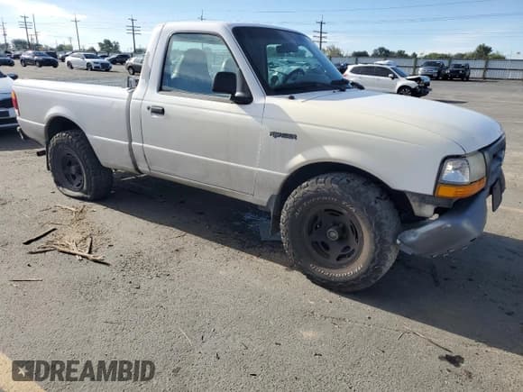 ✅ 1999 Ford Ranger XL • VIN: 1FTYR10CXXUB88148 • Lot: 84800485. Wystawiony na Copart z przebiegiem 136 531 mil. Bezpłatny archiwum sprzedaży aukcyjnych z USA i szczegółowy raport historii pojazdu na DreamBid. Zdjęcie 4.