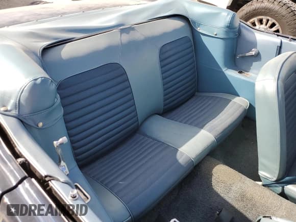 ✅ 1966 Ford Mustang • VIN: 6T08T152835 • Lot: 77526524. Wystawiony na Copart z przebiegiem 69 767 mil. Bezpłatny archiwum sprzedaży aukcyjnych z USA i szczegółowy raport historii pojazdu na DreamBid. Zdjęcie 10.