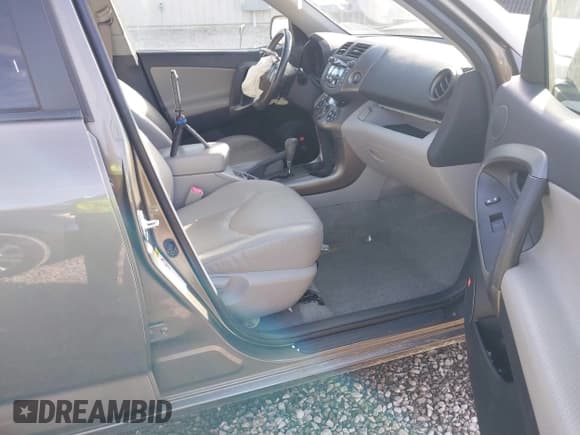 ✅ 2009 Toyota RAV4 Limited • VIN: JTMZF31V295010532 • Lot: 43675304. Listed on IAAI with 79,669 mi. Free auction sales archive from the USA and detailed vehicle history report at DreamBid. Image 5.