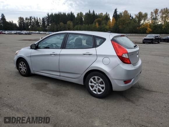 2013 Hyundai Accent GS с VIN KMHCT5AE0DU066599, выставлен на аукционе Copart как лот 82754895 с пробегом 131 708 миль миль и Чистый • Clean title. История ставок и продаж доступна на DreamBid. Изображение 2.