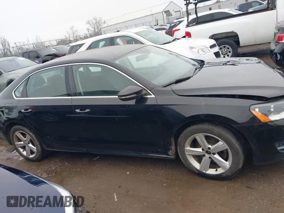 ✅ 2012 Volkswagen Passat SE • VIN: 1VWBH7A33CC048983 • Lot: 43736801. Listed on IAAI with 178,197 mi. Free auction sales archive from the USA and detailed vehicle history report at DreamBid. Image 13.