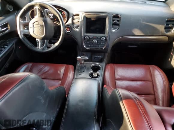 ✅ 2018 Dodge Durango SRT • VIN: 1C4SDJGJ0JC328102 • Lot: 41285484. Wystawiony na Copart z przebiegiem 70 613 mil. Bezpłatny archiwum sprzedaży aukcyjnych z USA i szczegółowy raport historii pojazdu na DreamBid. Zdjęcie 8.