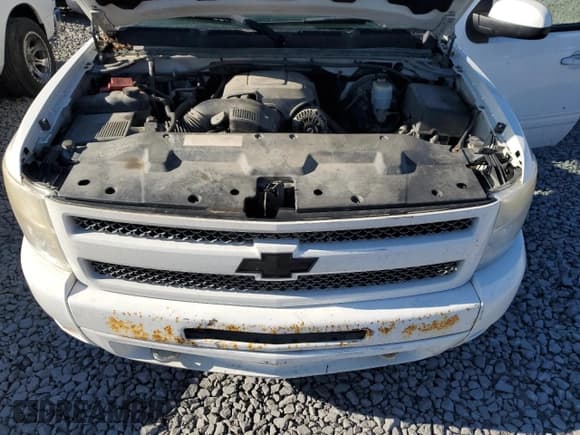 ✅ 2010 Chevrolet Silverado 1500 LT • VIN: 1GCSKSE32AZ130943 • Lot: 90129115. Listed on Copart with 362,097 mi. Free auction sales archive from the USA and detailed vehicle history report at DreamBid. Image 11.