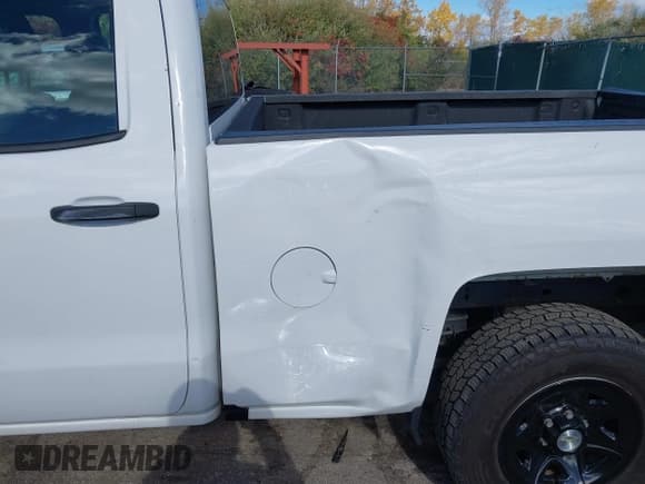 ✅ 2017 Chevrolet Silverado 1500 LS • VIN: 1GCRCNEH7HZ298435 • Lot: 43493254. Listed on IAAI with 139,071 mi. Free auction sales archive from the USA and detailed vehicle history report at DreamBid. Image 17.