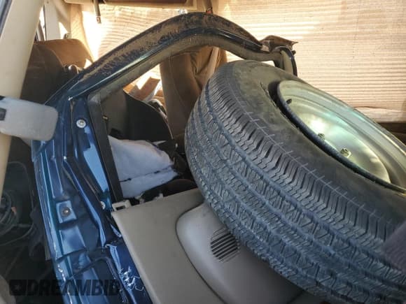 ✅ 2000 GMC Savana Cargo RV Conversion • VIN: 1GDFG15M4Y1140397 • Lot: 76347184. Wystawiony na Copart z przebiegiem Nie podano. Bezpłatny archiwum sprzedaży aukcyjnych z USA i szczegółowy raport historii pojazdu na DreamBid. Zdjęcie 11.