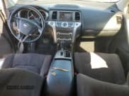 ✅ 2013 Nissan Murano SV • VIN: JN8AZ1MW7DW305100 • Lot: 86608695. Wystawiony na Copart z przebiegiem 192 852 mil. Bezpłatny archiwum sprzedaży aukcyjnych z USA i szczegółowy raport historii pojazdu na DreamBid. Zdjęcie 8.