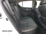 ✅ 2014 Lexus CT 200h • VIN: JTHKD5BH7E2178642 • Лот: 92516005. Опубликован ранее на Copart с пробегом 86 581 миль. Бесплатный доступ к архиву аукционных продаж из США и подробный отчёт об истории автомобиля на DreamBid. Изображение 11.