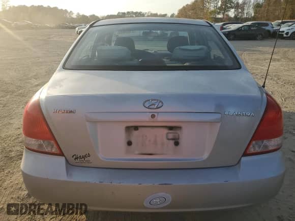 2003 Hyundai Elantra GLS z VIN KMHDN45D03U678570, wystawiony jako Copart lot #81039634 z przebiegiem 335 547 mil mil oraz Szkoda całkowita • Salvage title. Historia ofert i sprzedaży dostępna na DreamBid. Obrazek 6.